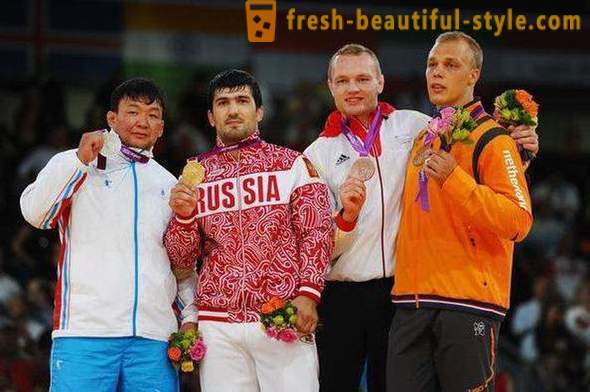 Tagir khaibulaev: campeão olímpico de judô