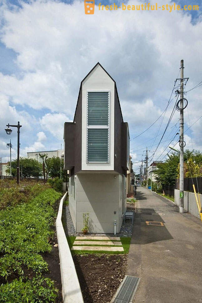 Casa diminuta no Japão