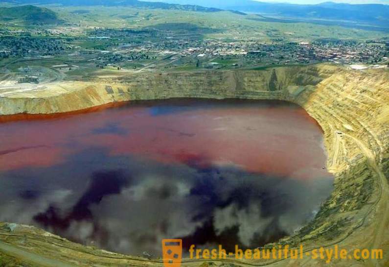 O que é o lago mais venenosa