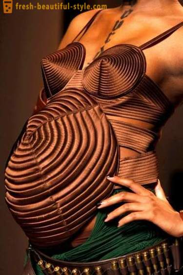 Contaminar em uma posição interessante: Irina Shayk e outro modelo grávida que corajosamente levou ao pódio