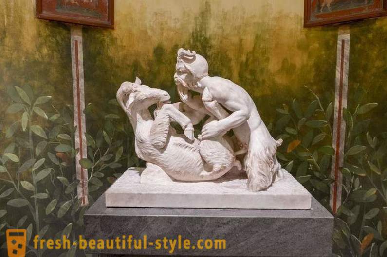 Museu segredo da arte erótica em Nápoles