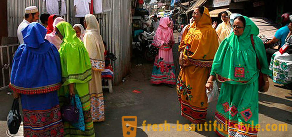A vida em uma seita indiana, que ainda faz a circuncisão feminina