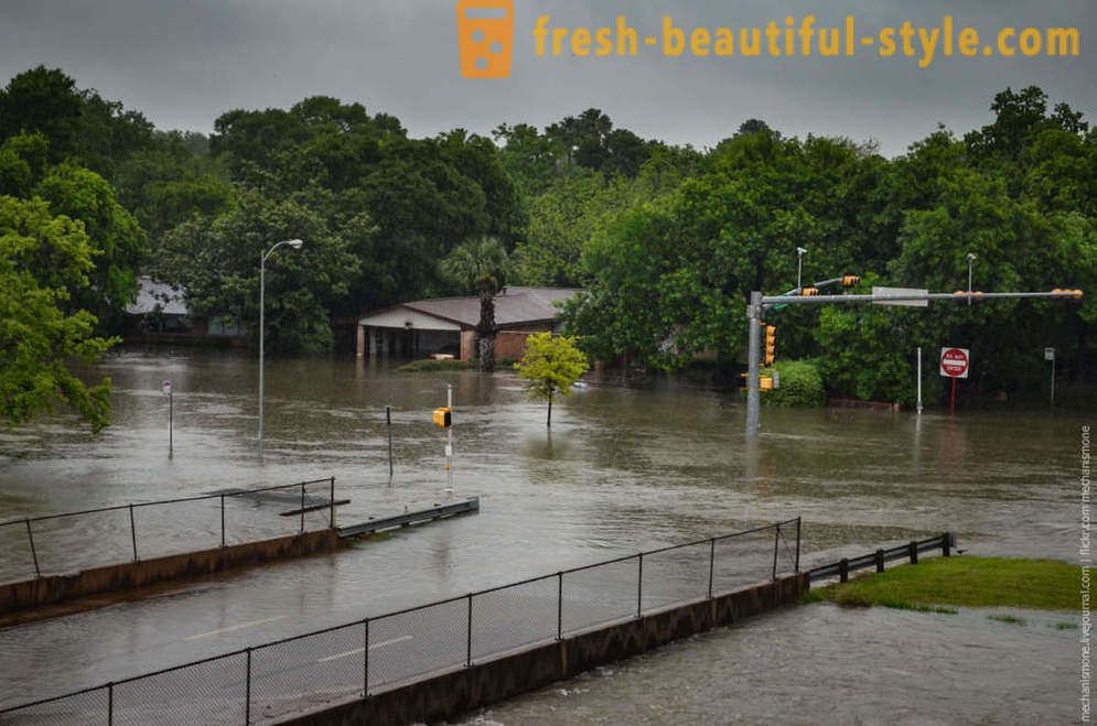 Inundação histórica em Houston