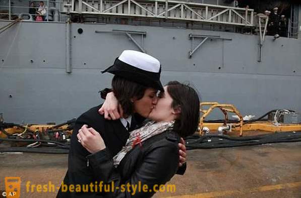 Beijo religiosa capturado em filme fotográfico