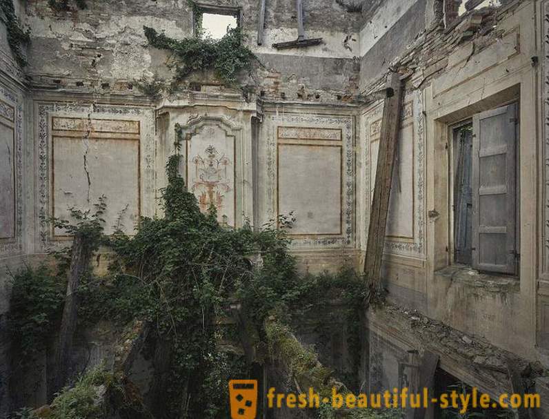 Desaparecendo beleza de lugares abandonados