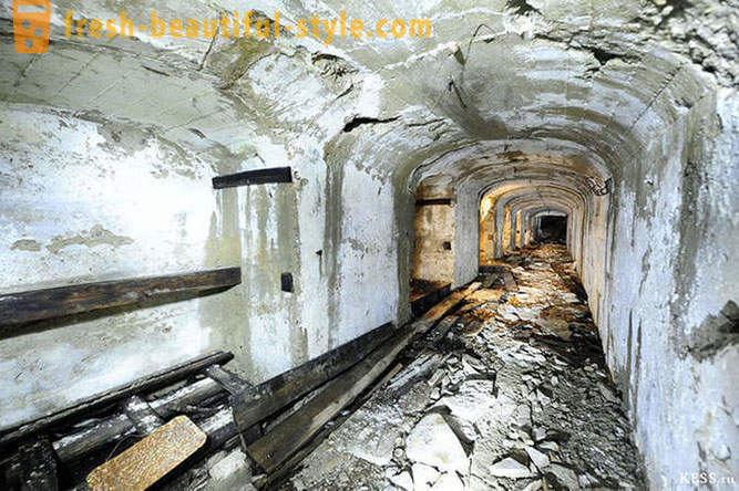 Viagem através de minas abandonadas do território de Primorsky