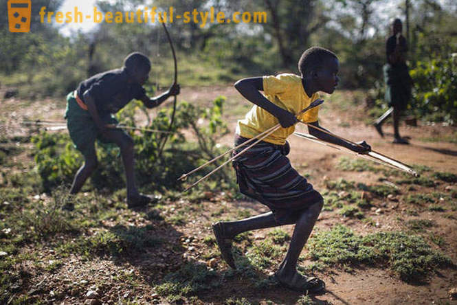 Arqueiros tribo Pokot do Quênia