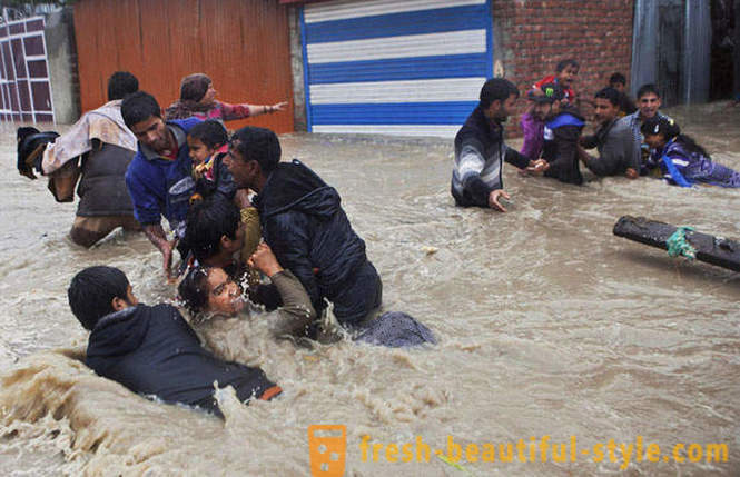 Inundação histórica na Índia e no Paquistão