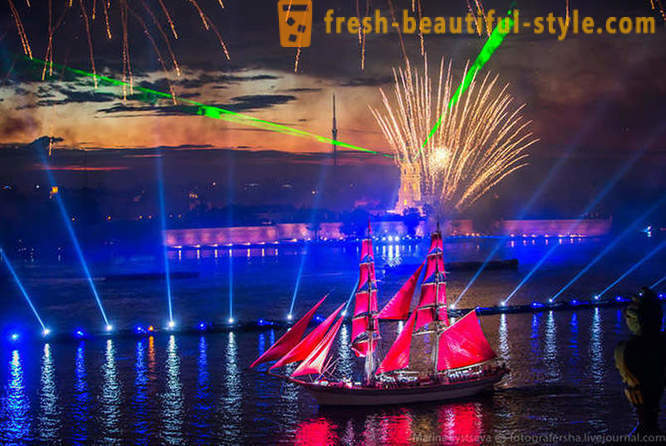 Como observado Scarlet Sails 2014 St. Petersburg