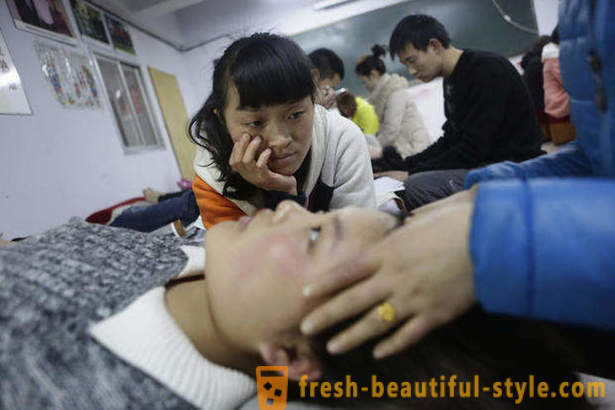 Como são os cursos de massagem na China