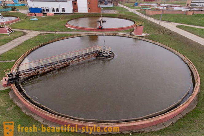 À medida que a água residual purificada em Moscovo