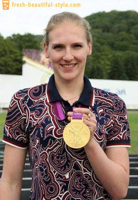 Campeão olímpico Svetlana Romashina