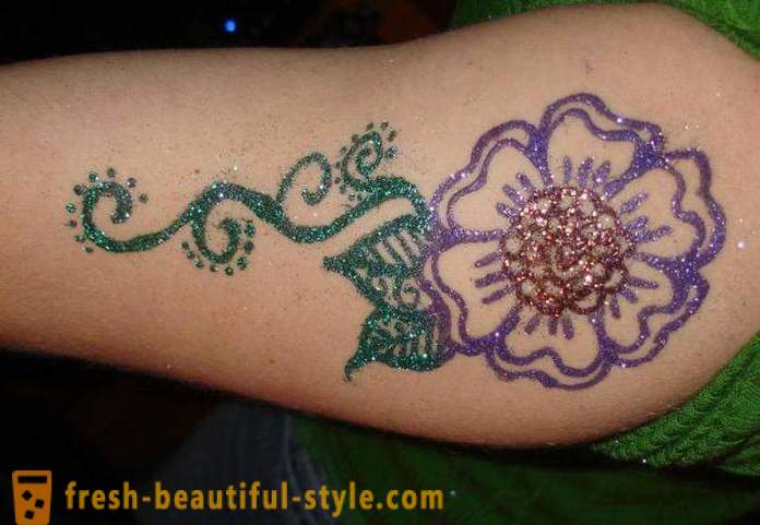 Tatuagens temporárias para 3 meses sem uso de henna e sua aplicação