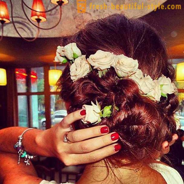 Penteado bonito e simples para os convidados do casamento