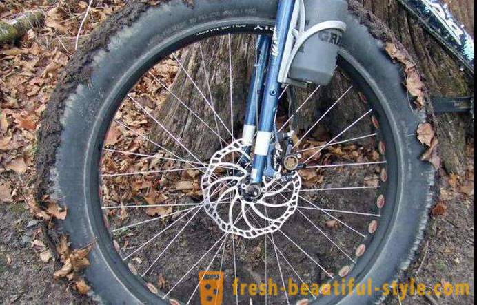 Os travões de disco em uma bicicleta. Instalação, substituição de freios a disco