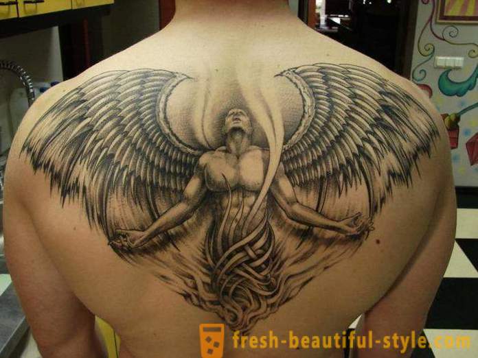 Tatuagem dos homens em suas costas: prós, os contras e opções de esboços.