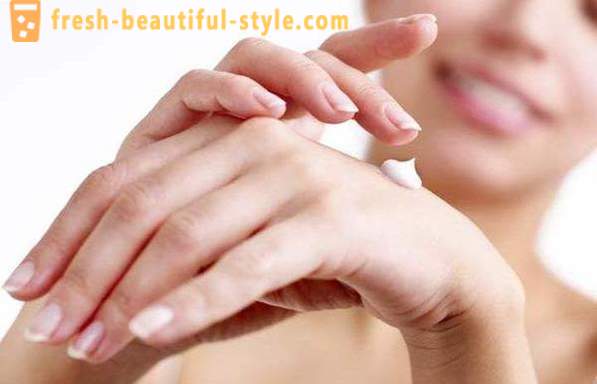 A pele seca das mãos: causas. Muito pele seca, o que fazer?