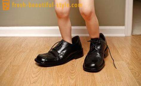 Sapatos carta do tamanho para o sexo masculino favorito