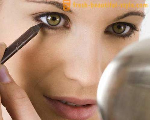 Técnicas de Maquiagem: Como fazer olhos maior